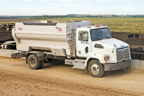 Kuhn | 4100 Series | Model 4142 Truck for sale at Phillips Equipment Corp, Virginia
