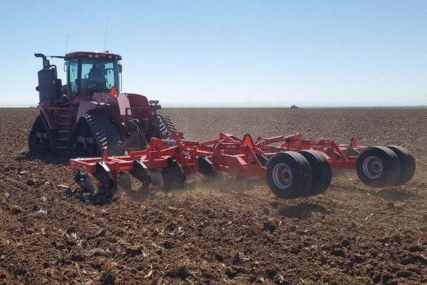 Kuhn | 4835 Series | Model 4835-640R for sale at Phillips Equipment Corp, Virginia Kuhn | 4835 Series | Model 4835-640R for sale at Phillips Equipment Corp, Virginia