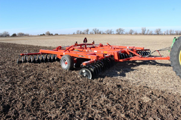 Kuhn | 7305 Tandem | Model 7305-34W for sale at Phillips Equipment Corp, Virginia Kuhn | 7305 Tandem | Model 7305-34W for sale at Phillips Equipment Corp, Virginia