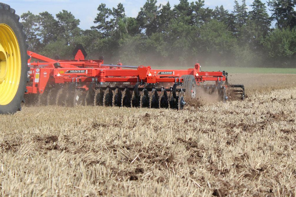 Kuhn | High Speed Vertical Tillage | Excelerator® 8005 for sale at Phillips Equipment Corp, Virginia Kuhn | High Speed Vertical Tillage | Excelerator® 8005 for sale at Phillips Equipment Corp, Virginia