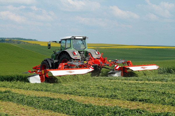 Kuhn FC 8830 D for sale at Phillips Equipment Corp, Virginia