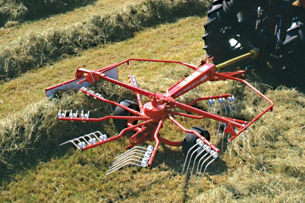 Kuhn | Single Rotor | GA 300 GM / 3201 GM / 3200 GT for sale at Phillips Equipment Corp, Virginia Kuhn | Single Rotor | GA 300 GM / 3201 GM / 3200 GT for sale at Phillips Equipment Corp, Virginia