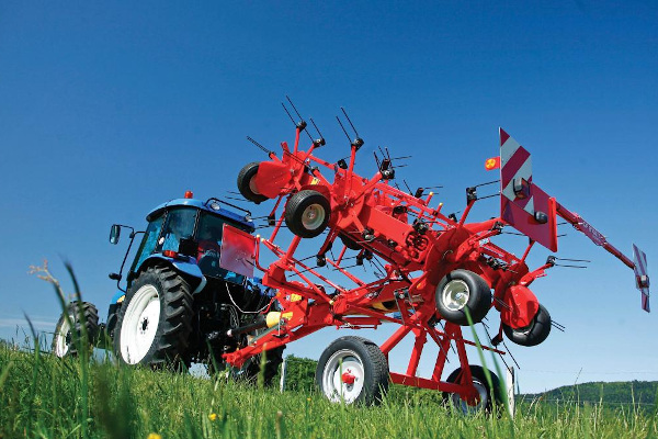 Kuhn GF 7902 T GII for sale at Phillips Equipment Corp, Virginia