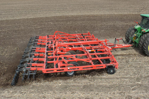 Kuhn | Landsman® 6205 | Model LANDSMAN 6205-45 for sale at Phillips Equipment Corp, Virginia Kuhn | Landsman® 6205 | Model LANDSMAN 6205-45 for sale at Phillips Equipment Corp, Virginia