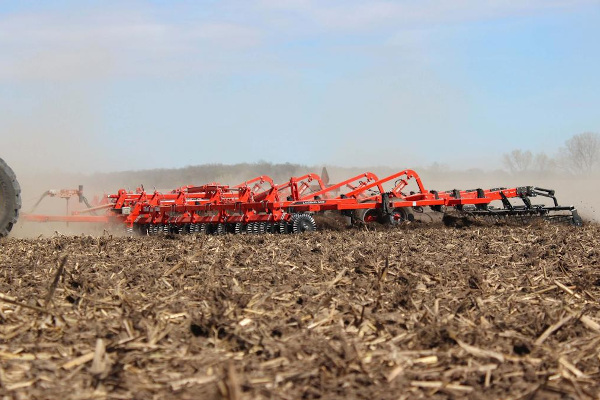 Kuhn | Soil Finishers | Landsman® 6205 for sale at Phillips Equipment Corp, Virginia