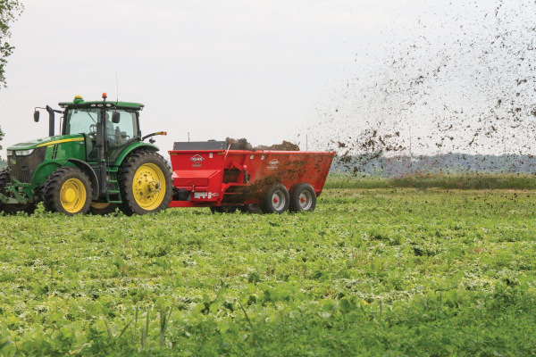 Kuhn | SL 100 Series | Model SL 114 Trailer for sale at Phillips Equipment Corp, Virginia