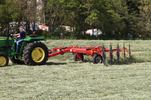 Kuhn SR 108 GII for sale at Phillips Equipment Corp, Virginia