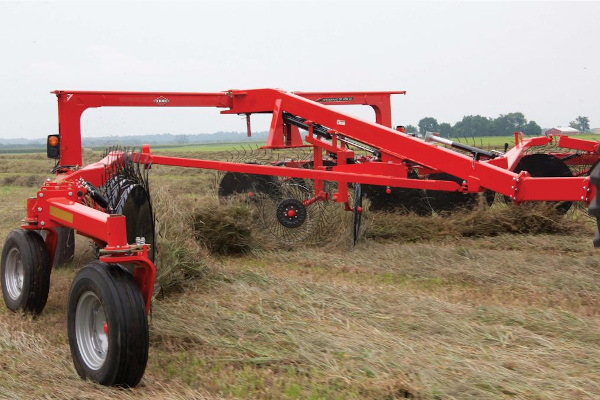 Kuhn | Wheel Rakes | SR 600 GII Series for sale at Phillips Equipment Corp, Virginia Kuhn | Wheel Rakes | SR 600 GII Series for sale at Phillips Equipment Corp, Virginia