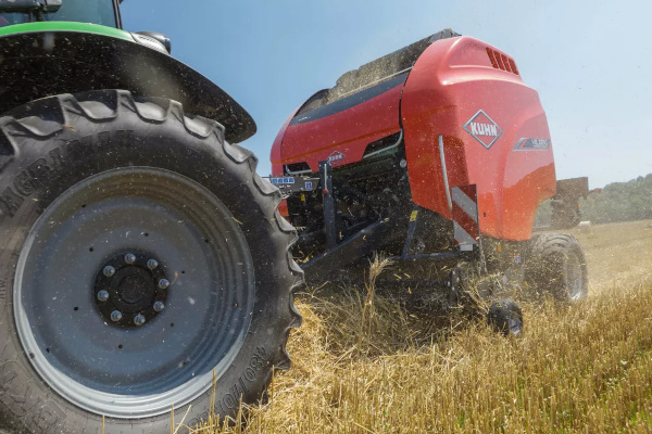 Kuhn VB 3290 for sale at Phillips Equipment Corp, Virginia