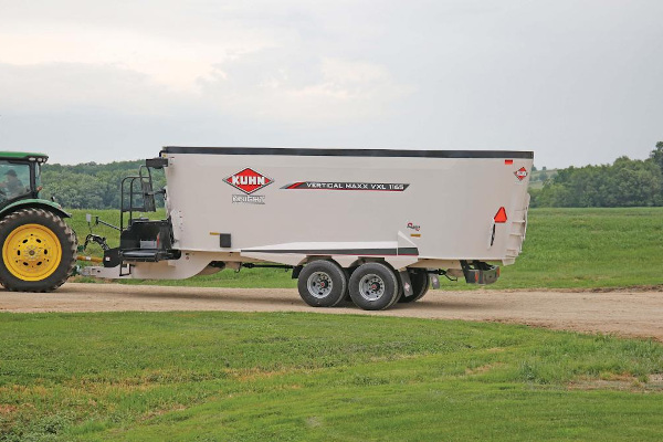 Kuhn VXL 1165 Trailer (Front | Side) for sale at Phillips Equipment Corp, Virginia
