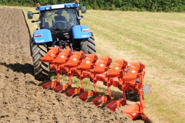 Kuhn | Semi-Mounted Rollover Plows | Vari-Leader for sale at Phillips Equipment Corp, Virginia Kuhn | Semi-Mounted Rollover Plows | Vari-Leader for sale at Phillips Equipment Corp, Virginia