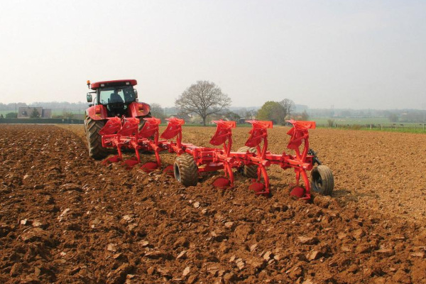 Kuhn | Semi-Mounted Rollover Plows | Vari-Manager for sale at Phillips Equipment Corp, Virginia Kuhn | Semi-Mounted Rollover Plows | Vari-Manager for sale at Phillips Equipment Corp, Virginia