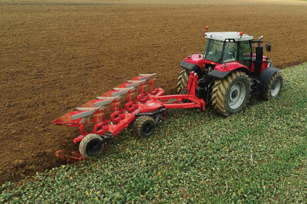 Kuhn | Mounted Rollover Plows | Vari-Master L Series for sale at Phillips Equipment Corp, Virginia Kuhn | Mounted Rollover Plows | Vari-Master L Series for sale at Phillips Equipment Corp, Virginia