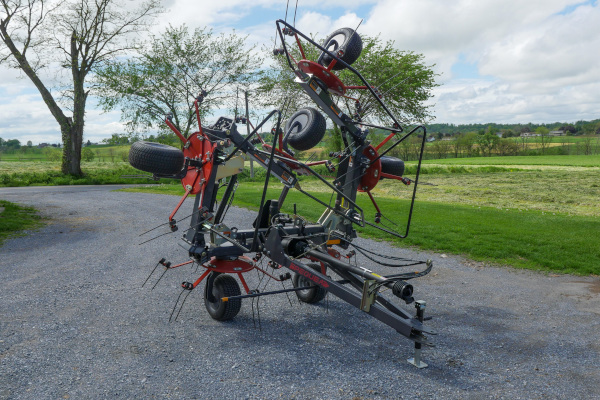 Pequea | X Series Tedders | Model 66X for sale at Phillips Equipment Corp, Virginia Pequea | X Series Tedders | Model 66X for sale at Phillips Equipment Corp, Virginia
