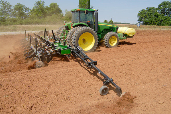 Unverferth | Ripper-Bedder | Model 410 SHEAR-BOLT for sale at Phillips Equipment Corp, Virginia Unverferth | Ripper-Bedder | Model 410 SHEAR-BOLT for sale at Phillips Equipment Corp, Virginia