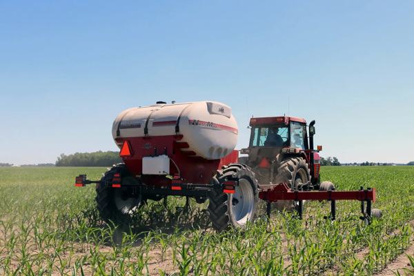 Unverferth | NutriMax Liquid Applicator | Model 1000 - 30' Single Width for sale at Phillips Equipment Corp, Virginia