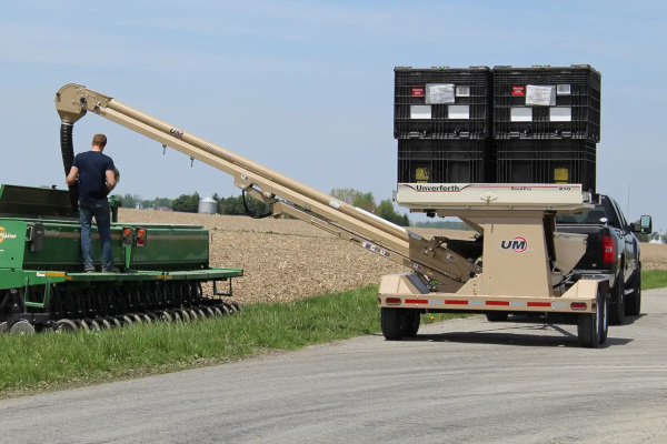Unverferth | Seed Pro Bulk Box Tender | Model 210 - 2 Seed Boxes for sale at Phillips Equipment Corp, Virginia Unverferth | Seed Pro Bulk Box Tender | Model 210 - 2 Seed Boxes for sale at Phillips Equipment Corp, Virginia