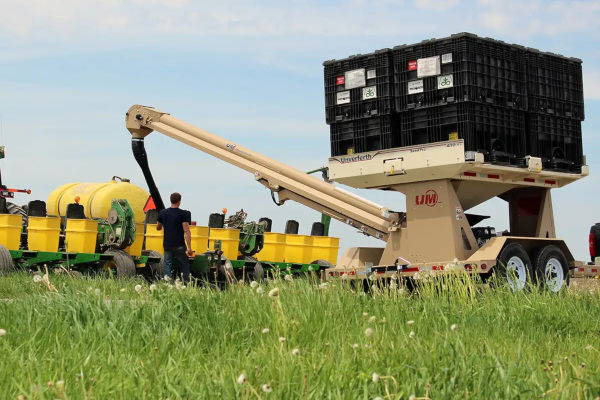 Unverferth | Seed Pro Bulk Box Tender | Model 410XL - 4 Seed Boxes for sale at Phillips Equipment Corp, Virginia Unverferth | Seed Pro Bulk Box Tender | Model 410XL - 4 Seed Boxes for sale at Phillips Equipment Corp, Virginia