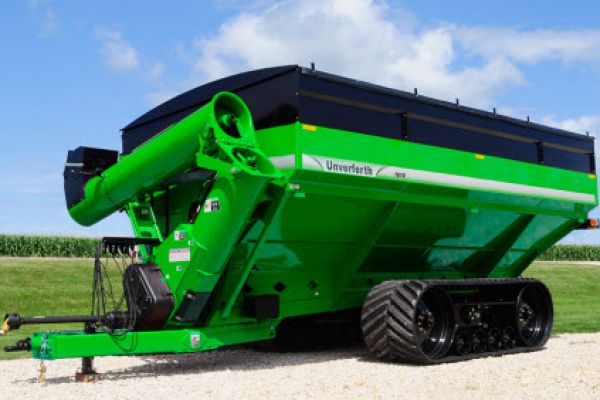 Unverferth | 20 Series Dual-Auger | Model 1610 for sale at Phillips Equipment Corp, Virginia Unverferth | 20 Series Dual-Auger | Model 1610 for sale at Phillips Equipment Corp, Virginia