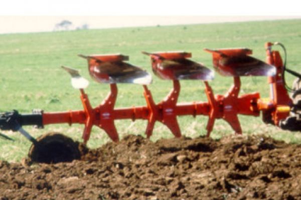 Kuhn | Multi-Master | Model MULTI-MASTER 153 T - 3 bodies for sale at Phillips Equipment Corp, Virginia Kuhn | Multi-Master | Model MULTI-MASTER 153 T - 3 bodies for sale at Phillips Equipment Corp, Virginia