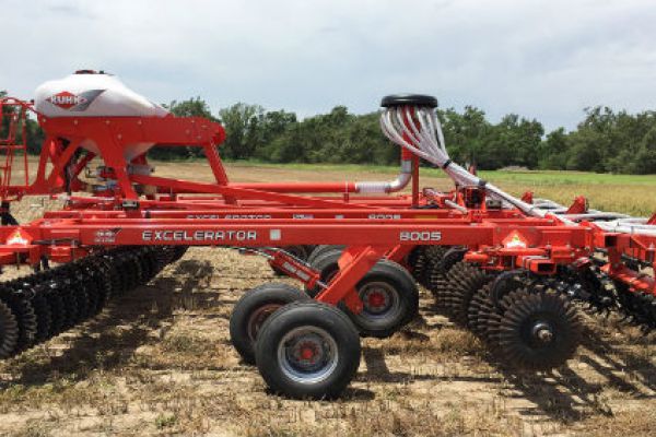 Kuhn | CCX 9000 | Model CCX 9000-21 for sale at Phillips Equipment Corp, Virginia Kuhn | CCX 9000 | Model CCX 9000-21 for sale at Phillips Equipment Corp, Virginia