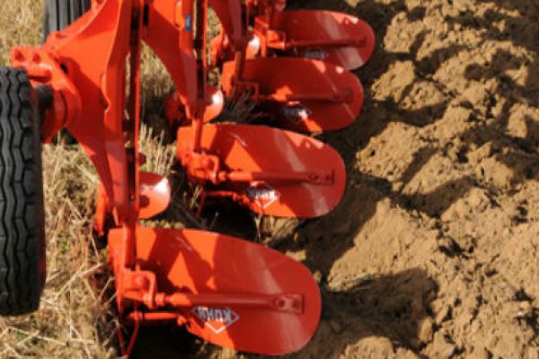 Kuhn | Multi-Master | Model MULTI-MASTER 153 T - 5 bodies for sale at Phillips Equipment Corp, Virginia Kuhn | Multi-Master | Model MULTI-MASTER 153 T - 5 bodies for sale at Phillips Equipment Corp, Virginia