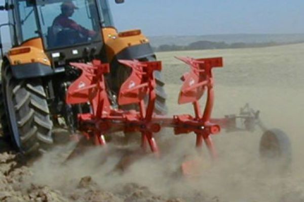 Kuhn | Vari-Master | Model VARI-MASTER 123 NSH - 3 bodies for sale at Phillips Equipment Corp, Virginia