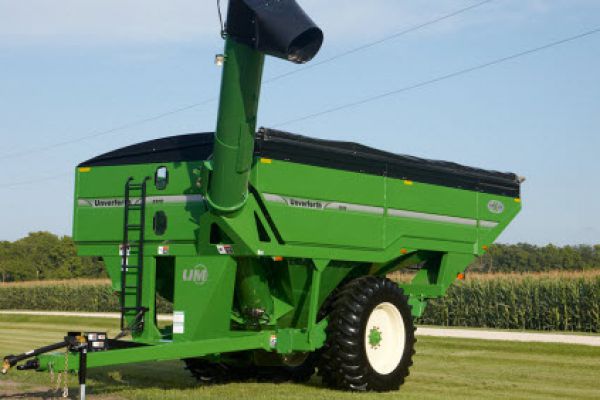 Unverferth | X-TREME Front-Fold Auger | Model 1315 (Prior Model) for sale at Phillips Equipment Corp, Virginia Unverferth | X-TREME Front-Fold Auger | Model 1315 (Prior Model) for sale at Phillips Equipment Corp, Virginia