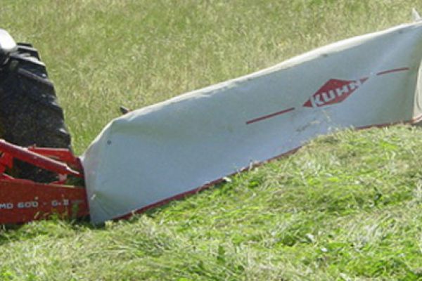 Kuhn | Vertical Fold Disc Mowers | Model GMD 600 GII HD for sale at Phillips Equipment Corp, Virginia Kuhn | Vertical Fold Disc Mowers | Model GMD 600 GII HD for sale at Phillips Equipment Corp, Virginia