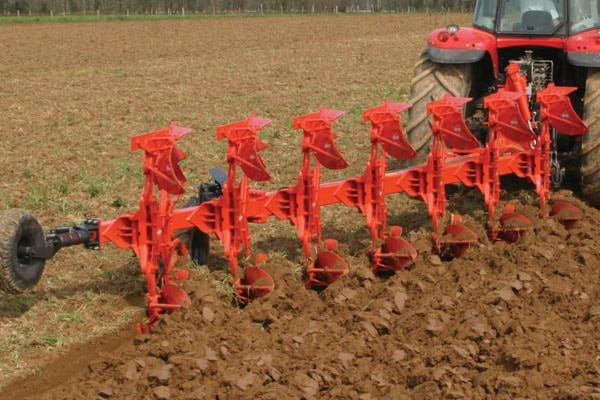 Kuhn | Vari-Master | Model Vari-Master 123 3E for sale at Phillips Equipment Corp, Virginia